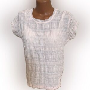 Sundance Catalog cotton feminine crinkly short sleeved top L like new! 💕